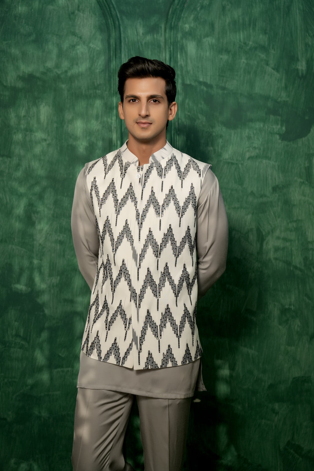 White Ikat Bandi Set