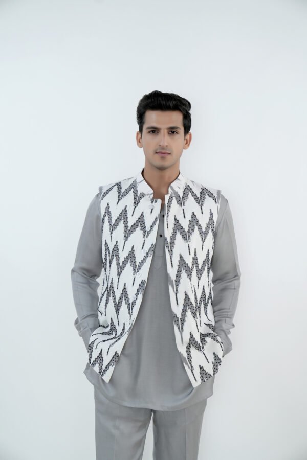 White Ikat Bandi Set - Image 5