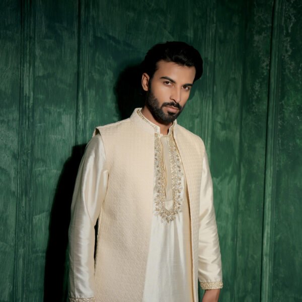 Ascent Ivory Badi Set